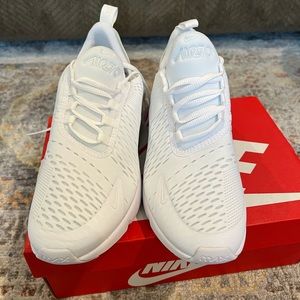 Brand new Nike Air max 270 6.5